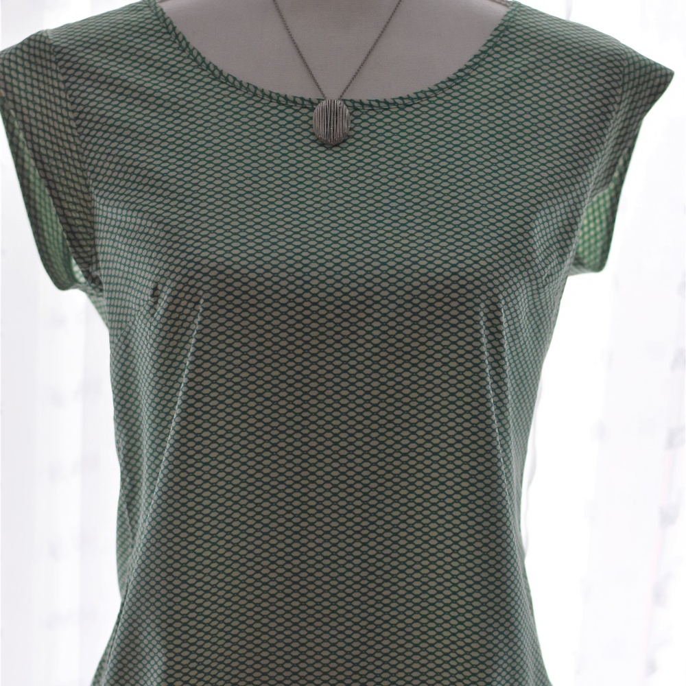 The Limited Sz Small Shirt